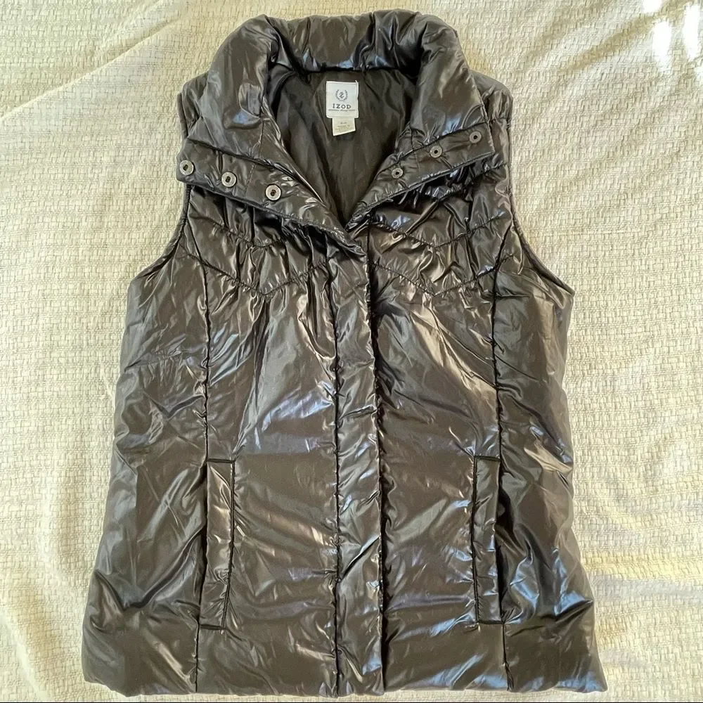IZOD black puff vest, size S